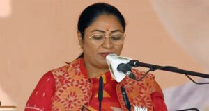 रेखा गुप्ता ने सीएम पद की शपथ ली।