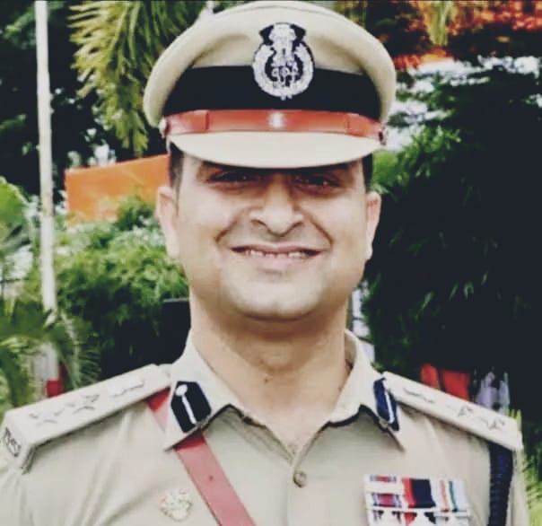 IPS सुरेंद्र कुमार झा बने BSF के नए डीआईजी, गृह मंत्रालय ने झारखंड सरकार को तुरंत रिलीव करने को कहा