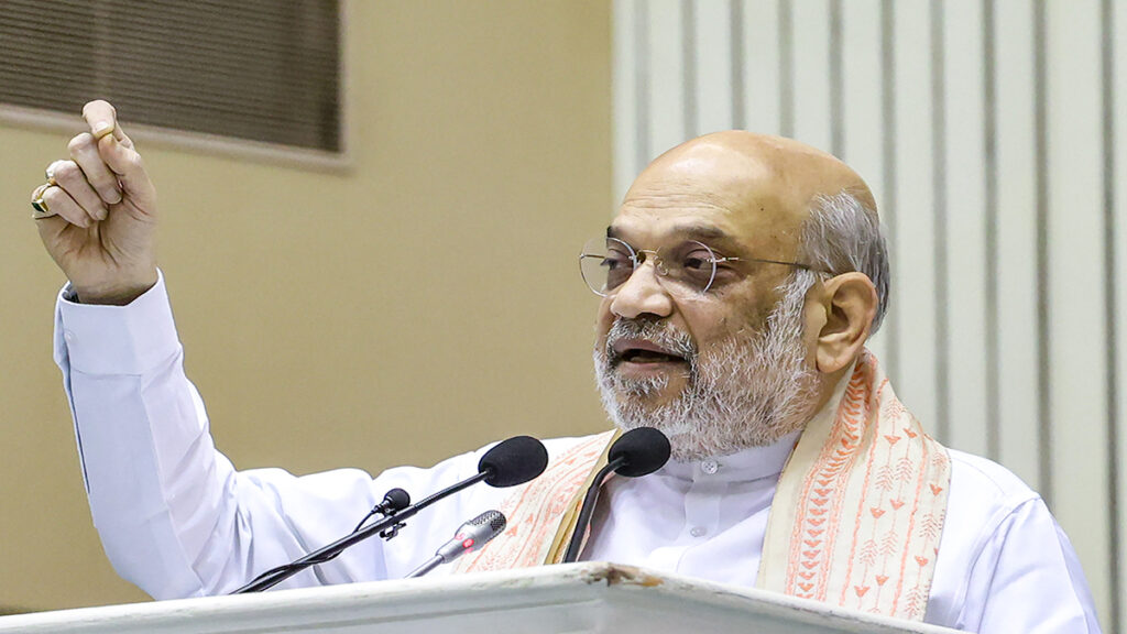 अमित शाह का अल्टीमेटम; भारत में छिपे घुसपैठियों के दिन पूरे, अब सीधे जेल!
