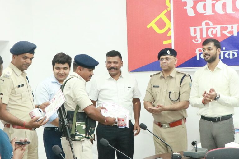 जागृति अभियान बना मिसाल, सात केंद्रों पर 235 यूनिट रक्त संग्रह