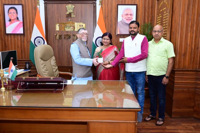 चतरा कॉलेज की लीज, छात्र संघ चुनाव और शिक्षकों की कमी पर राज्यपाल से हुई महत्वपूर्ण चर्चा