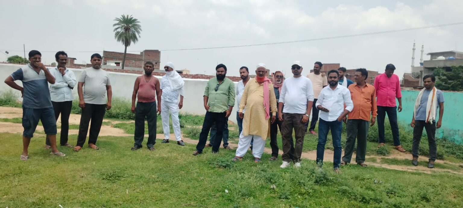 कब्रिस्तान की सुरक्षा को लेकर अंजुमन की बड़ी पहल, चारदीवारी निर्माण का निरीक्षण