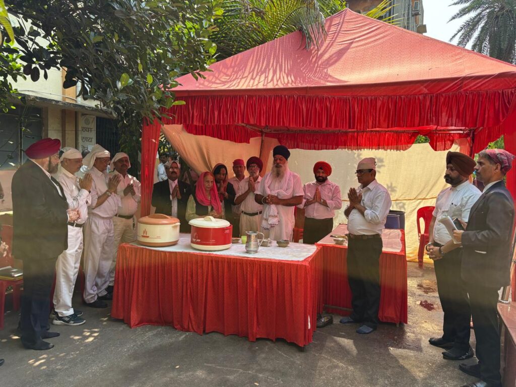 गुरु अर्जन देव जी की शहादत पर जिला कोर्ट परिसर में लगी छबील, बांटा गया शर्बत