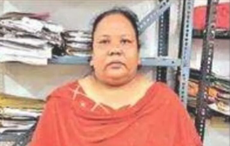 गोरा हत्याकांड में बड़ा खुलासा! महिला सिपाही संगीता खालको गिरफ्तार, भेजी गई जेल