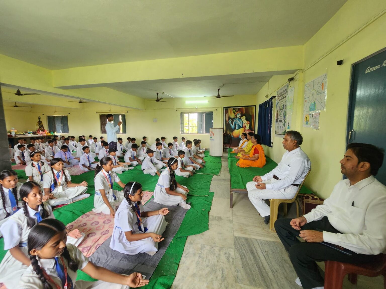 अंतर्राष्ट्रीय योग दिवस पर मंजुला शर्मा अकादमी में दिखा गजब उत्साह