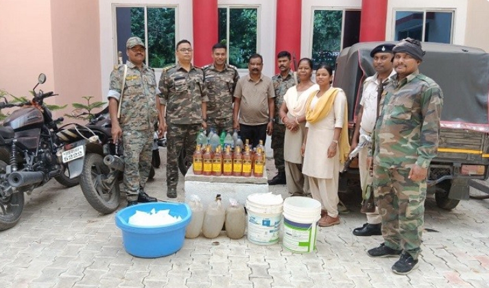 ट्यूब गेट में अवैध शराब अड्डे का भंडाफोड़, कारोबारी गिरफ्तार, कई फरार
