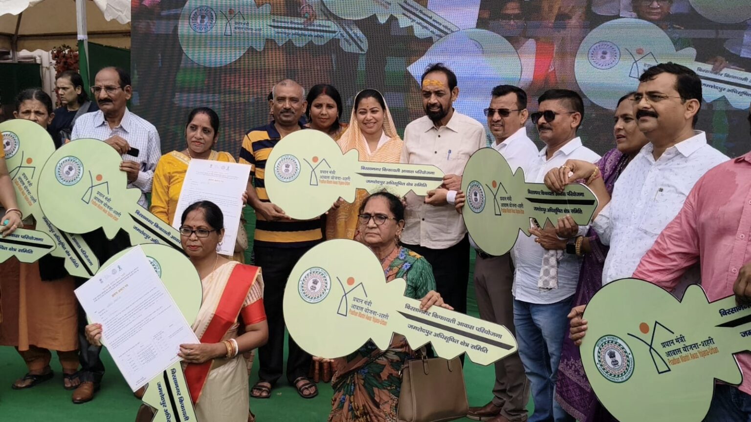 जमशेदपुर में खुशियों का दिन! PM आवास योजना के फ्लैटों में बसा नया संसार