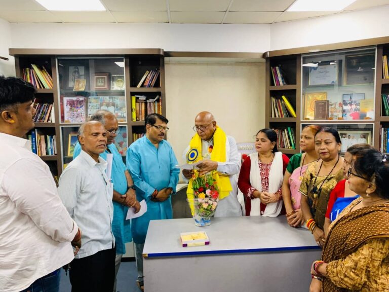 वर्षों पुरानी मांग फिर उठी, लोधी समाज ने सरयू राय को सौंपा ज्ञापन