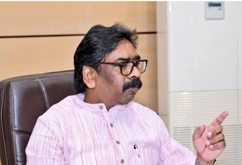 झारखंड सड़क परियोजनाओं पर हेमंत सोरेन सख्त, दो माह की समयसीमा