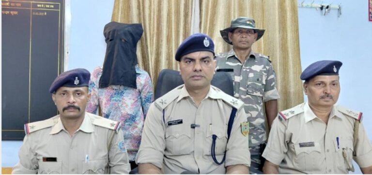 24 घंटे में चोरी का खुलासा, आजादनगर पुलिस ने सामान समेत 19 वर्षीय आरोपी को दबोचा