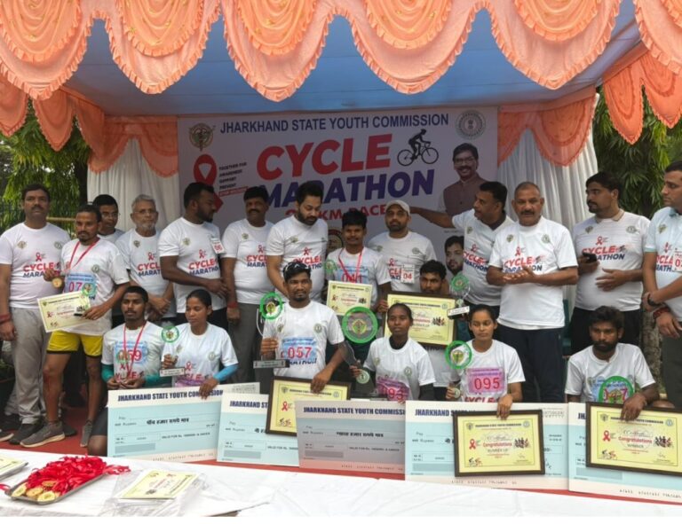 जमशेदपुर में 22 किमी साइक्लोथॉन, HIV संक्रमितों के सम्मान और जागरूकता का दिया संदेश