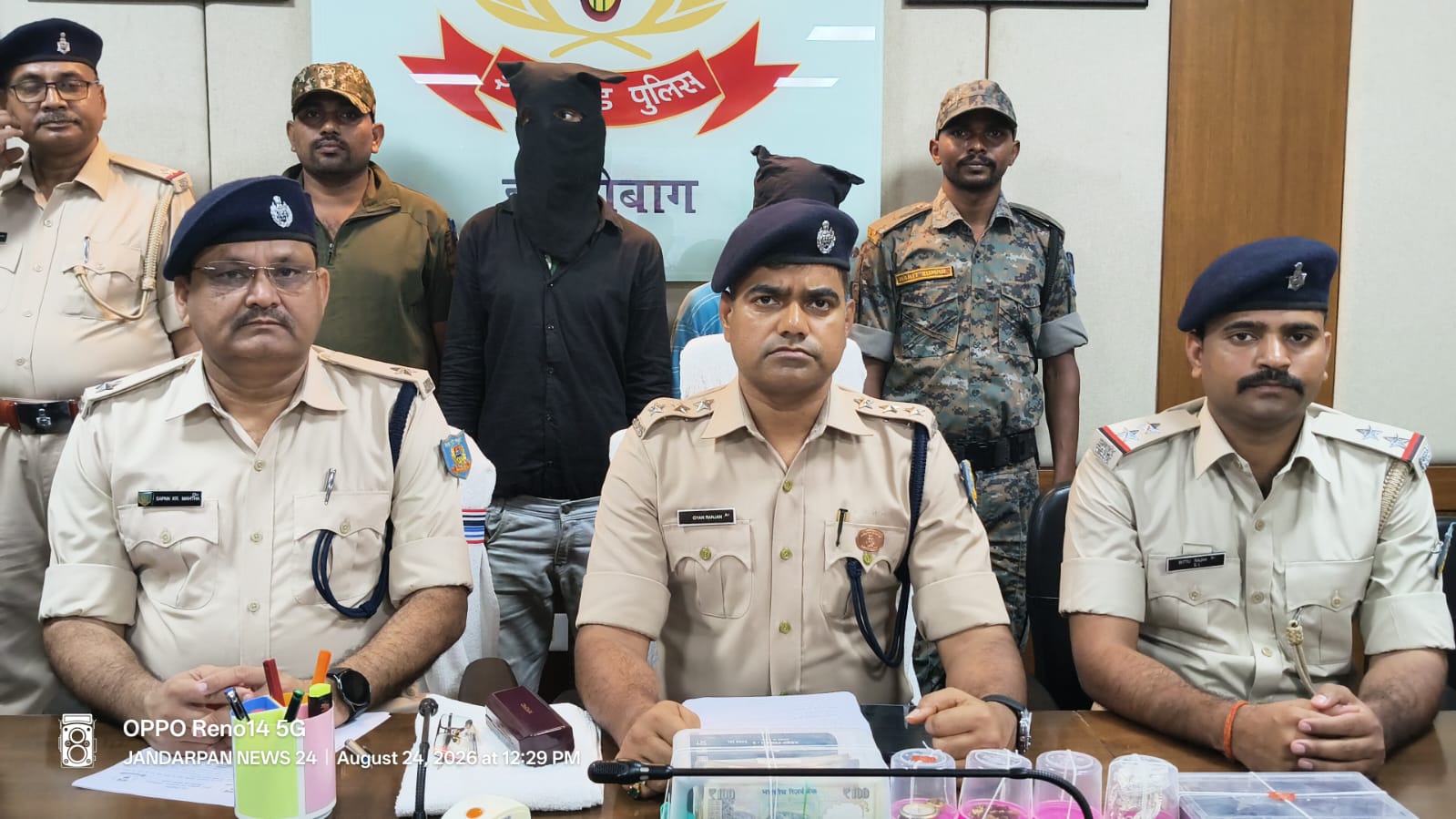 पेलावल में घर चोरी
