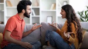 शादी से पहले पार्टनर की आदतें