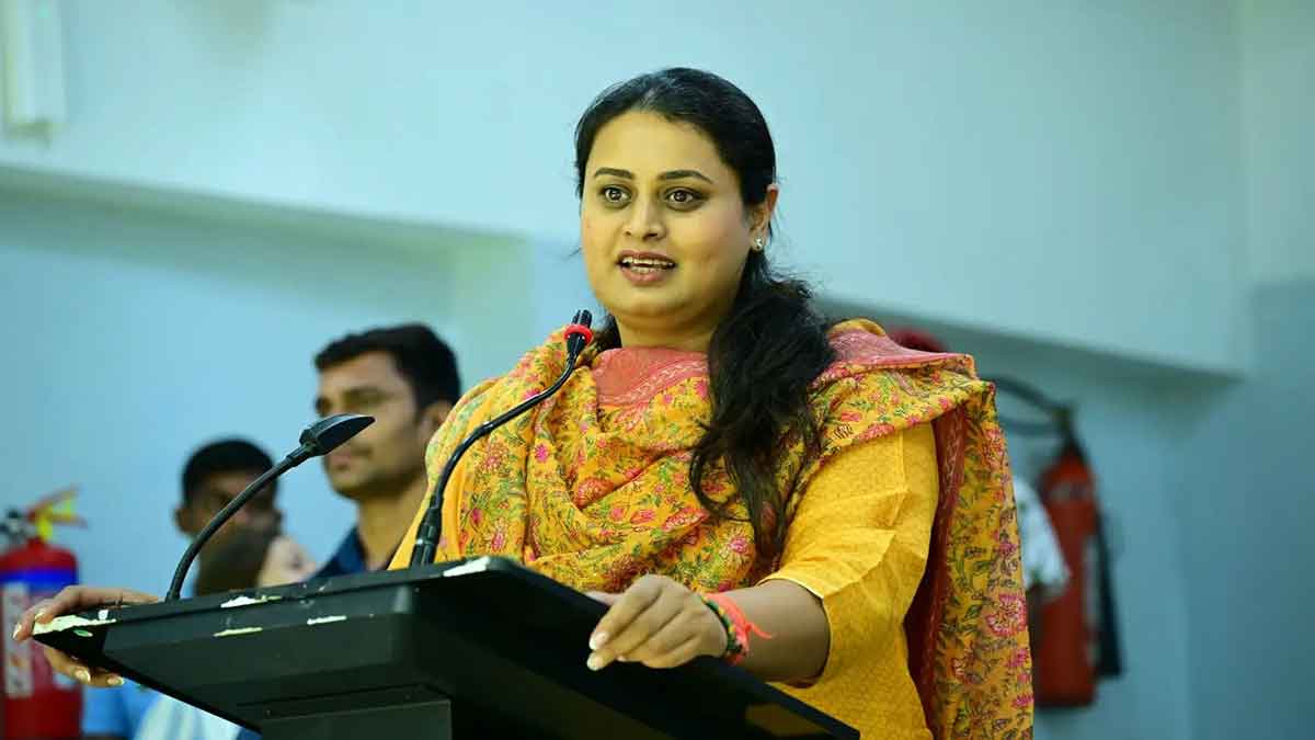 खेल मंत्री श्रेयसी सिंह