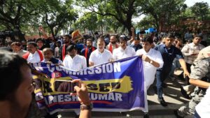 ज्ञानेश कुमार के इस्तीफे की मांग, विपक्ष का मार्च